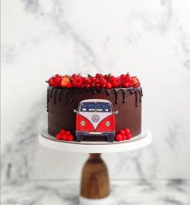 Торт "Красный автобус"